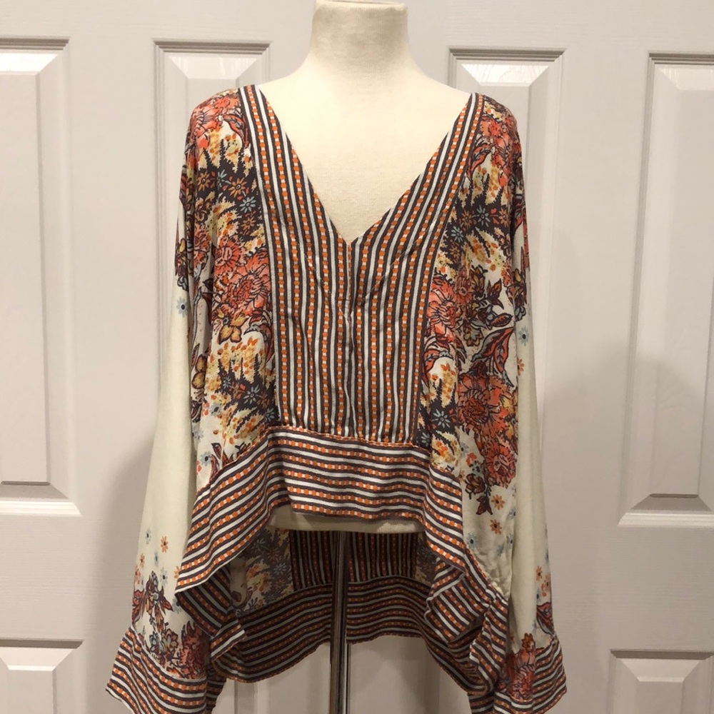 🌺 Beautiful Free People Top